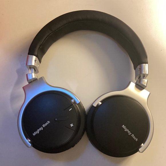 Mighty Rock Bluetooth Headphone Noise Canceling - Picture 1 of 4